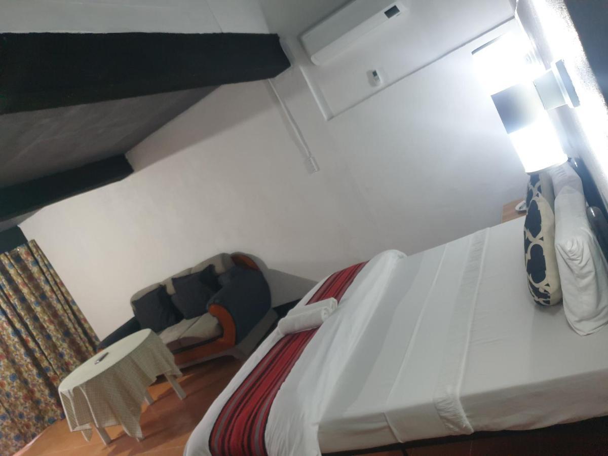 Hotel Kwarto's Siquijor Zewnętrze zdjęcie