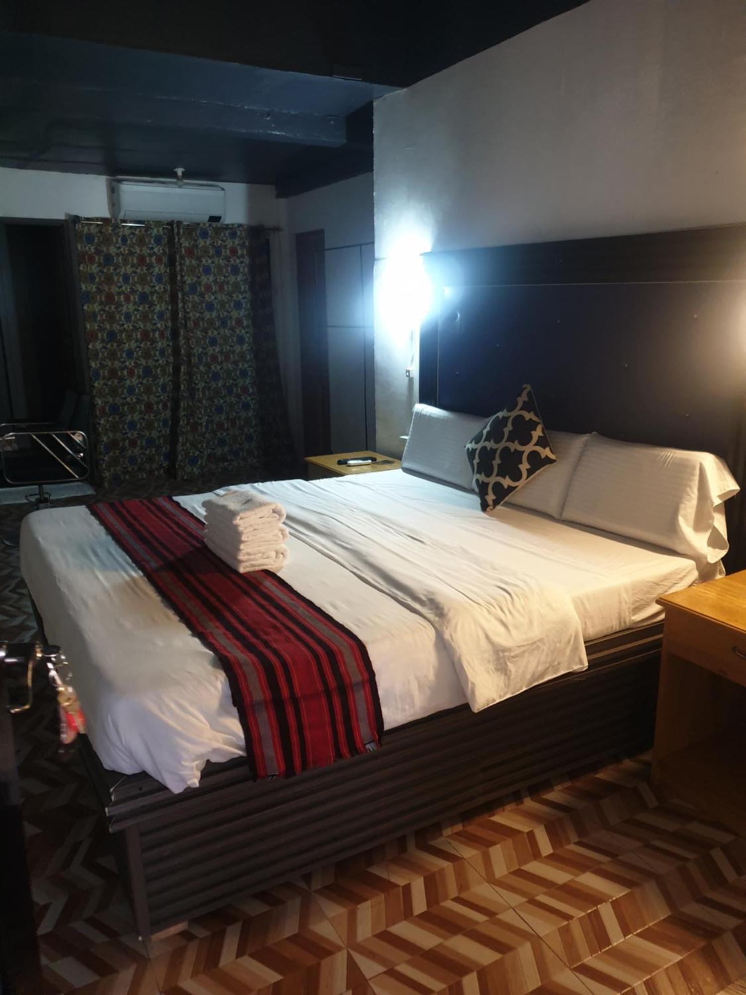 Hotel Kwarto's Siquijor Zewnętrze zdjęcie